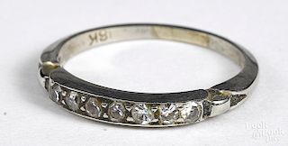 18K white gold and diamond ring, 1.1 dwt.