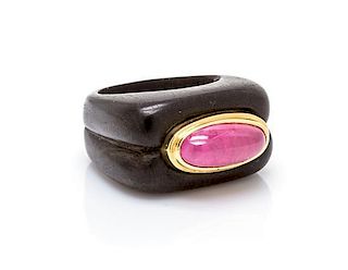 An 18 Karat Yellow Gold, Ebony and Pink Tourmaline Ring, Susan Berman, 6.30 dwts.