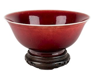 A CHINESE LANGYAO BOWL WITH WOODEN STAND, 18TH CENTURY