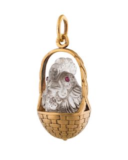A FABERGE GOLD AND GLASS EGG PENDANT IN THE FORM OF A HEN IN A BASKET, MARKED K.F. FOR WORKMASTER KARL FABERGE, MOSCOW, 1898-1908