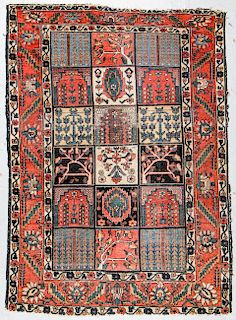 Antique Baktiari Rug, Persia: 4'8'' x 6'6''
