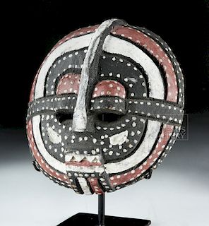 Early 20th C. Papua New Guinea Wooden Mask
