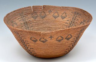 Native American basket, 19th/20th c, 12 3/4" diameter