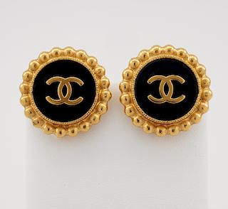 Chanel classic black & gold clip earrings
