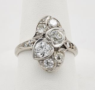 14k White gold & diamond ring, lovely asymmetrical Art Deco style setting