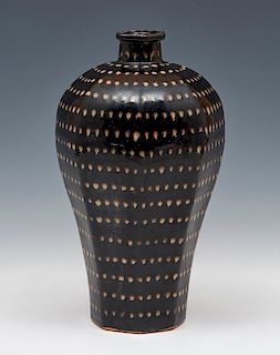 Ji-Chou Octagonal Spotted Meiping Vase