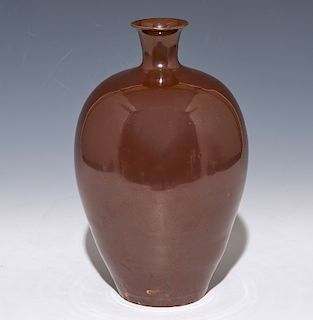 Fine Ding Persimmon Glazed Vase