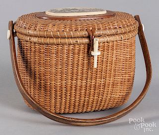 Nantucket style lightship purse basket