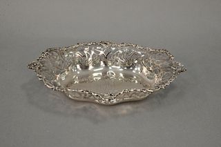 Bailey Banks and Biddle reticulated oval dish. lg. 11 1/4in., 10.8 troy ounces