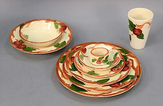 Large set of Franciscan ware, Apple pattern, 199 total pieces.