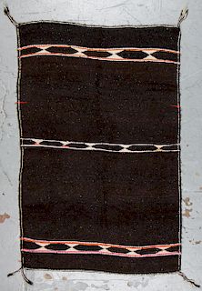 Vintage Southwest Woolen Rug: 76'' x 50''