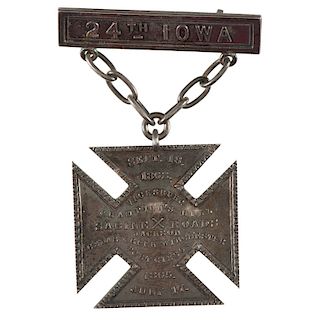 Post-War GAR Corps Badge