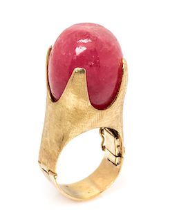 A Modernist Yellow Gold and Rhodochrosite Ring, 19.15 dwts.