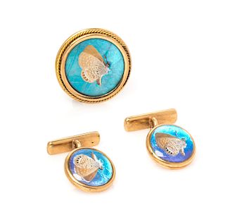 A Pair of Edwardian 14 Karat Yellow Gold and Butterfly Wing Cufflinks, 9.40 dwts.