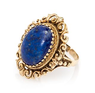 A 14 Karat Yellow Gold and Lapis Lazuli Ring, 6.80 dwts.