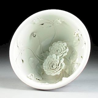 A LARGE CHINESE SANG DE BOEUF AND FLORAL ENCRUSTED WHITE GLAZED INTERIOR CENTER BOWL, MODERN,
