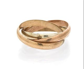 A 9 Karat Tri Color Gold Rolling Ring. 5.20 dwts.