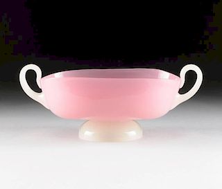 A STEUBEN TWO HANDLED ROSALINE AND ALABASTER GLASS CENTERBOWL, 1920'S,