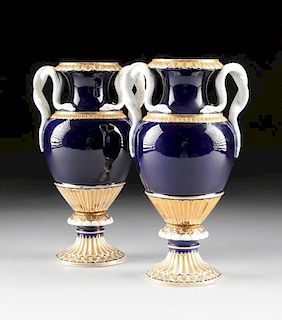 A PAIR OF MEISSEN PORCELAIN COBALT BLUE GROUND SNAKE-HANDLED VASES, GERMANY, LATE 19TH CENTURY,