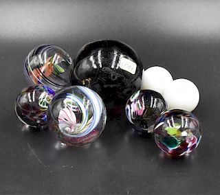 8 Marbles