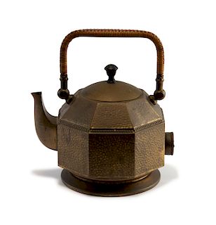 Electric 'P-139' water kettle, 1909