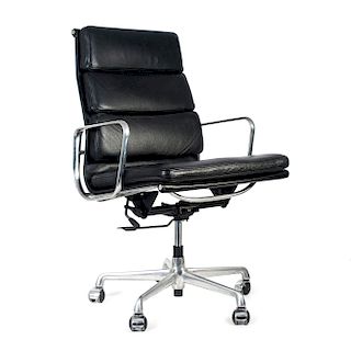 Soft Pad Group Swivel chair with side arms', 1969