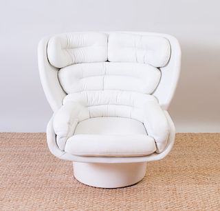 JOE COLOMBO BY COMFORT WHITE LEATHER AND FIBERGLASS 'ELDA' CHAIR FOR STENDIG 