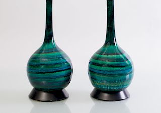 PAIR OF ENAMELED COMPOSITE TABLE LAMPS