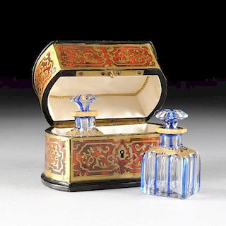 A FRENCH FAUX TORTOISESHELL AND BRASS BOULLE INLAYED TWO BOTTLE PERFUME CASKET, PROBABLY PARIS, CIRCA 1860,