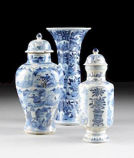 A GROUP OF THREE CHINESE EXPORT BLUE AND WHITE PORCELAIN WARES, EACH MARKED,