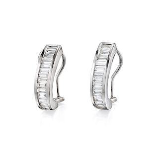 A Pair of 18K White Gold Diamond Earclips