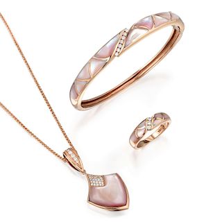 Kabana Pink Mother-of-Pearl and Diamond Suite