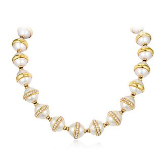 A Diamond and Mabe Pearl Necklace