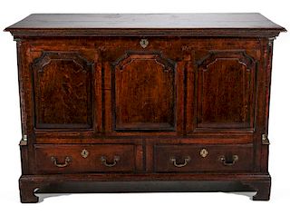 AN 18TH C. ENGLISH COUNTRY OAK MULE CHEST