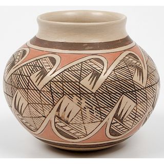 Fannie Nampeyo (Hopi, 1900-1987) Pottery Jar