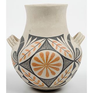 Jessie Garcia (Acoma, 1910-1999) Pottery Vase