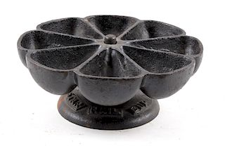 Cast Iron Eight Tray Star Nail Cup