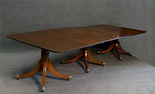 EARLY 19THC. TRIPLE PEDESTAL DINING TABLE