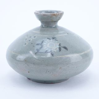 Chinese Goryeo Dynasty, 12th - 14th Century Celadon Glazed Oil Bottle. Inlaid around the shoulder i