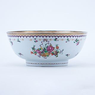 Early Chinese Export Pottery Bowl. Made for the European market and decorated with a floral motif. 