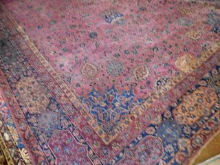 Sarouk Palace Size Carpet