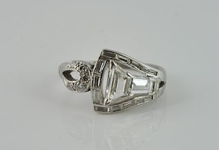 Platinum & Diamond Lady's Art Deco Ring