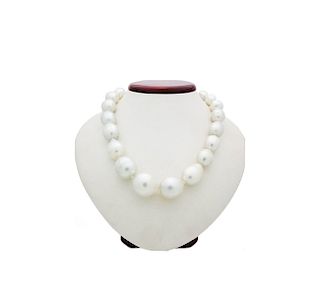 14K White Gold Pearl & Diamond Necklace