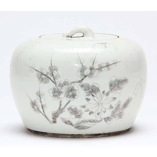 Antique Chinese en Grisaille Lidded Jar