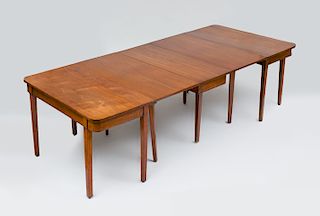 Federal Mahogany Extension Dining Table