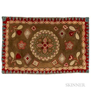 Shirred Floral and Geometric Pattern Rug