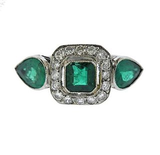Platinum Diamond Emerald Ring