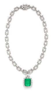 An 18 Karat White Gold, Emerald and Diamond Necklace, 35.50 dwts.