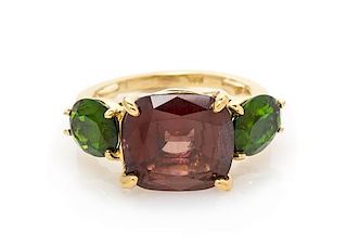 An 18 Karat Yellow Gold, Pinkish Brown Sapphire and Chrome Diopside Ring, 3.90 dwts.
