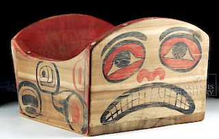 Early 20th C. Pacific Northwest Haida Painted Cedar Box